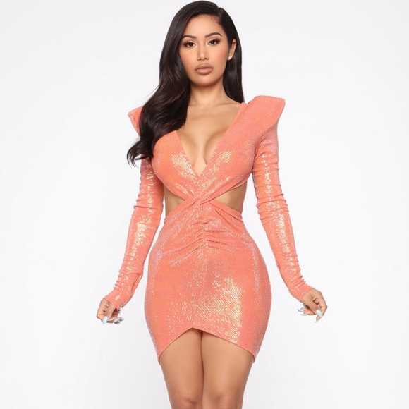 Fashion nova best angels cut out mini dress 🏵 - Picture 2 of 7